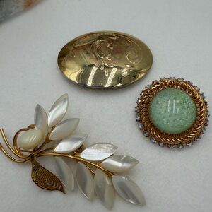 Vintage Mother of Pearl and Art Glass  Brooches